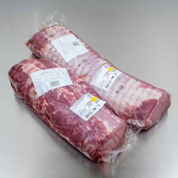 Longe de porc coup&eacute;e en deux sans os sans filet mignon (2 morceaux de 3kg250 env.)