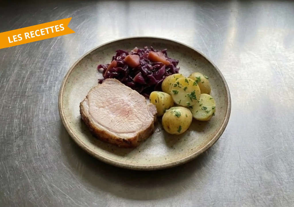 Longe de porc, chou rouge et pommes de terre persill&eacute;es